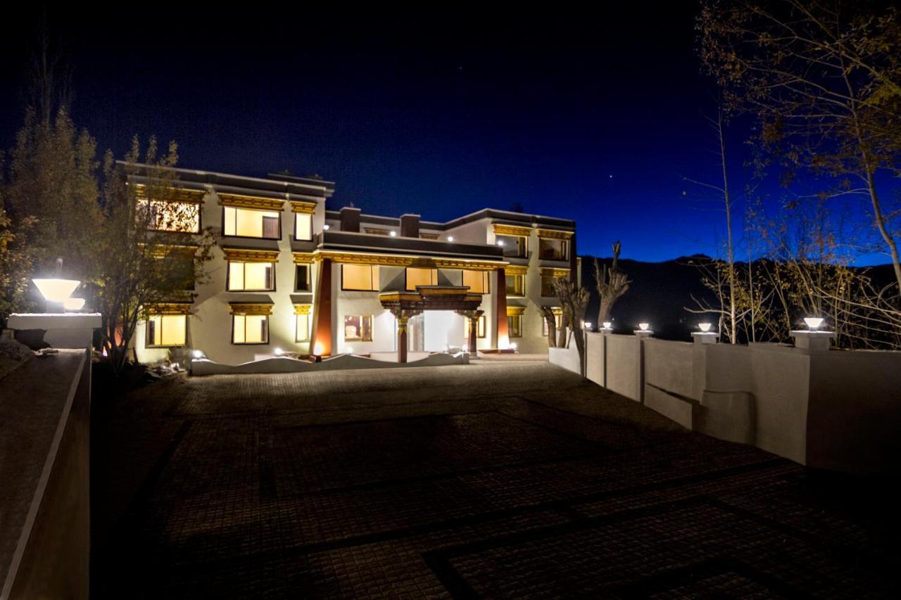 Hotel Sia Residency Leh Esterno foto