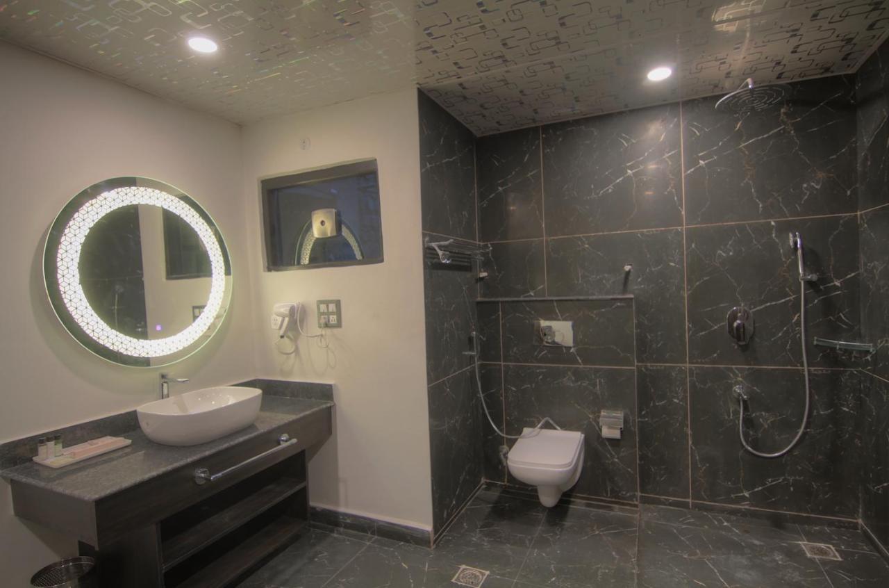 Hotel Sia Residency Leh Esterno foto